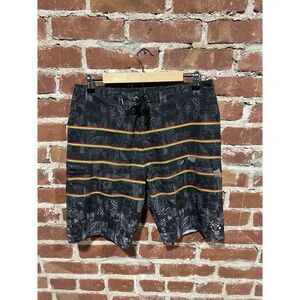 Oneill Hyperfreak Mens Black Striped Board Shorts Size 32